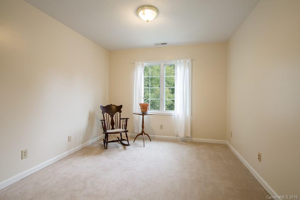 56 Joree Lane - Photo 16