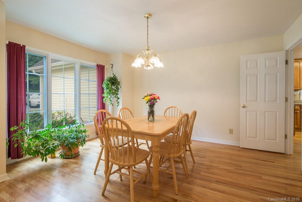 56 Joree Lane - Photo 7