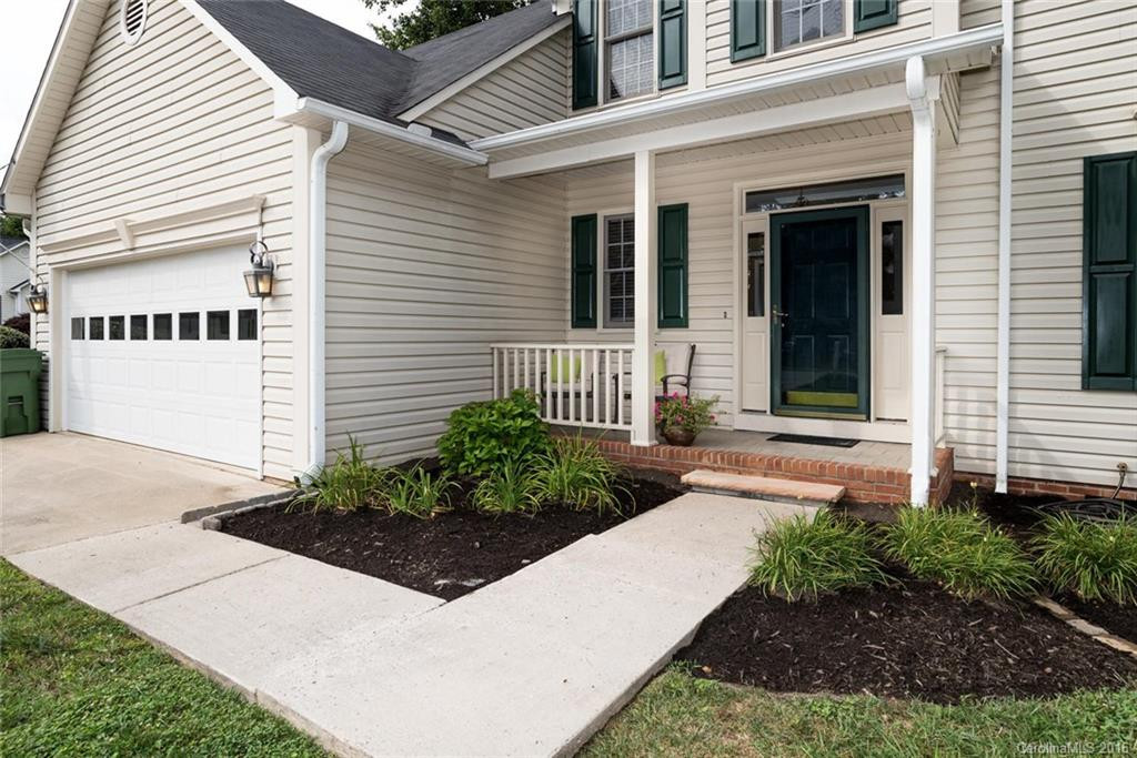 11 Whispering Oaks Court - Photo 2