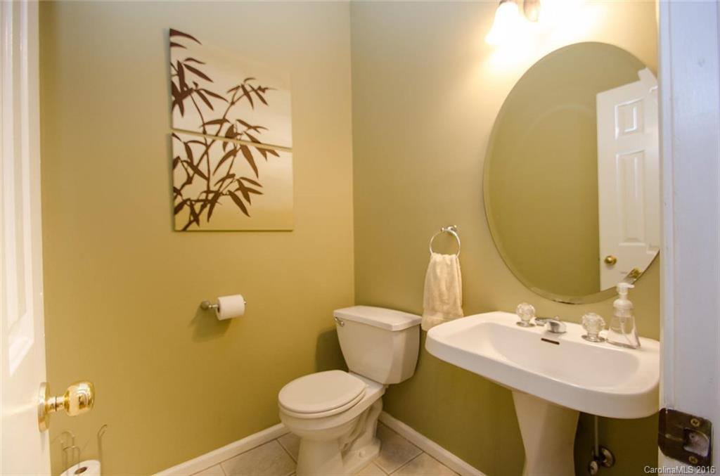 11 Whispering Oaks Court - Photo 13