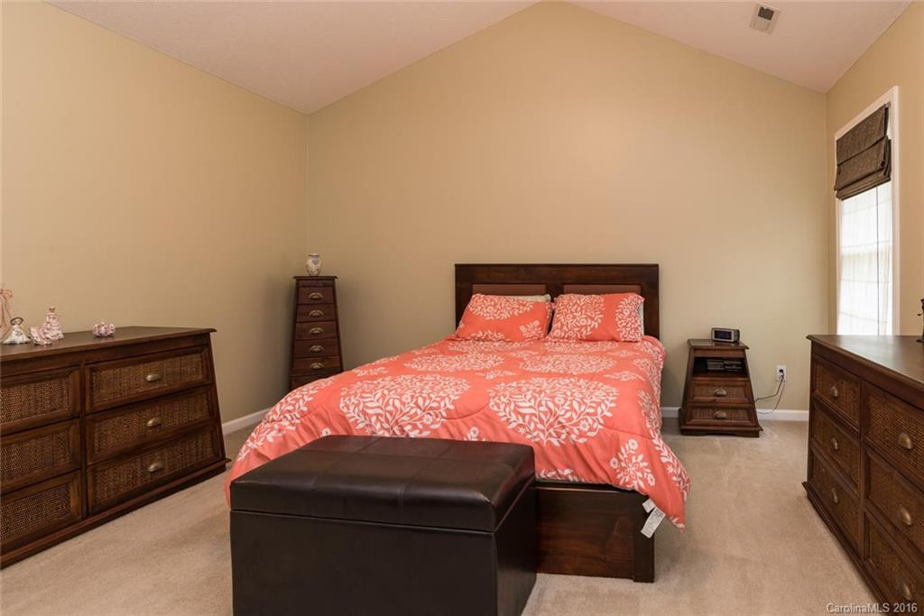 11 Whispering Oaks Court - Photo 15