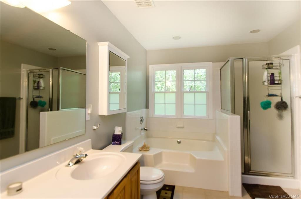 11 Whispering Oaks Court - Photo 16