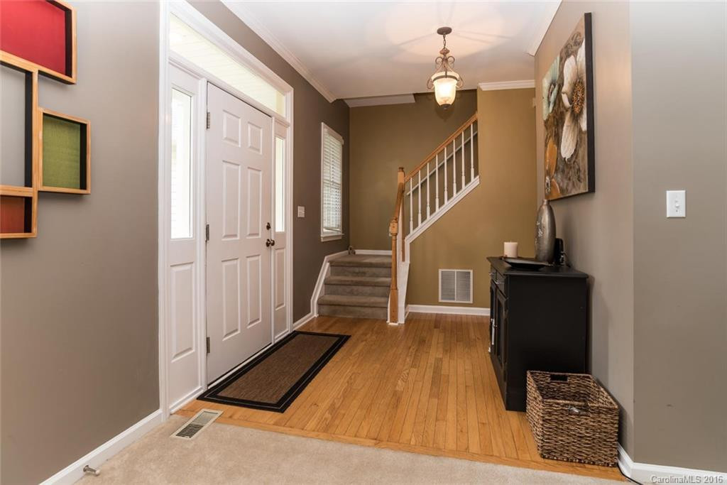 11 Whispering Oaks Court - Photo 3