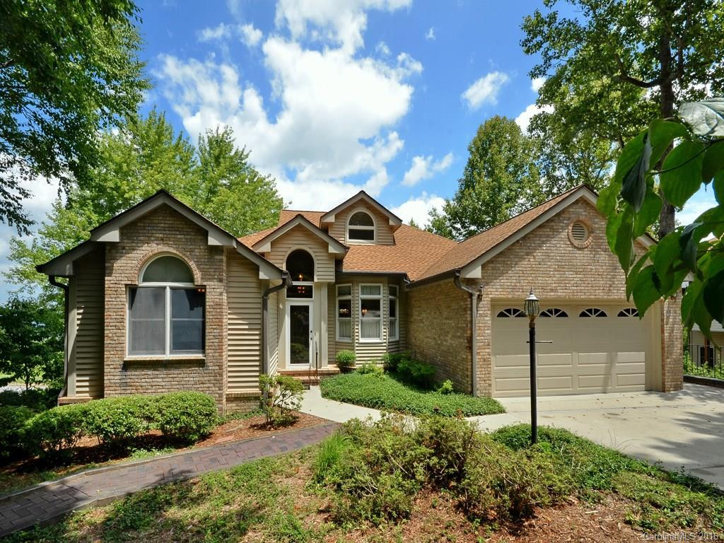 1 Governors Drive