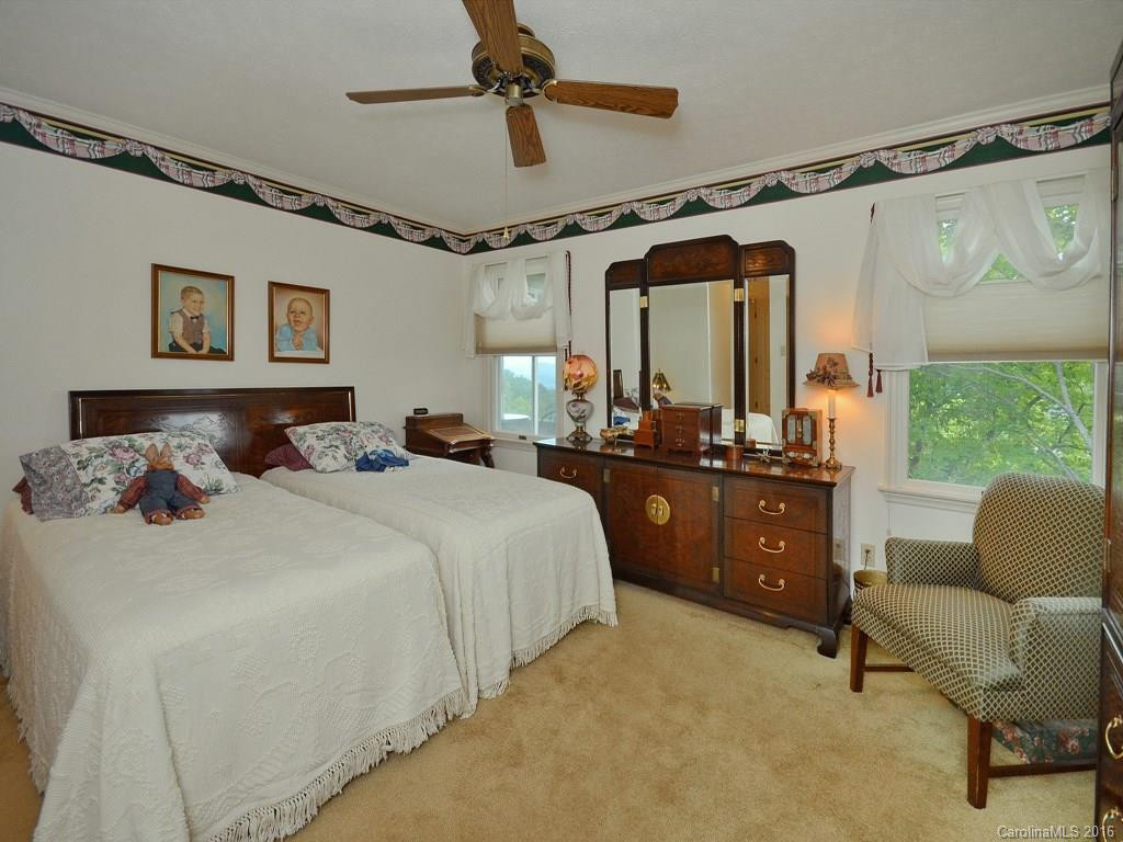 1 Governors Drive - Photo 11