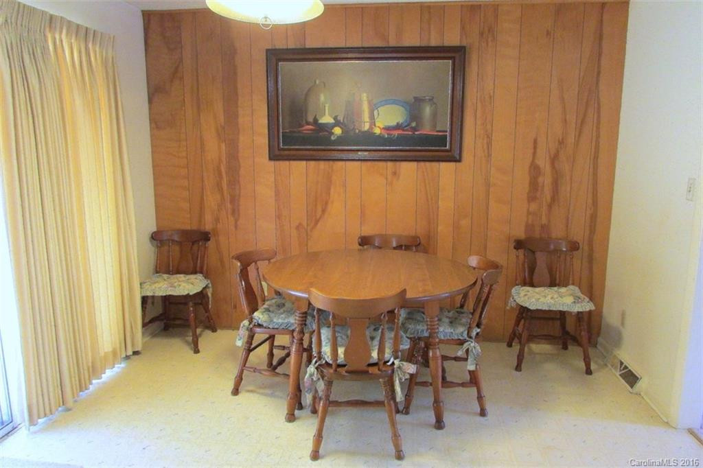 1197 Charlotte Highway - Photo 7