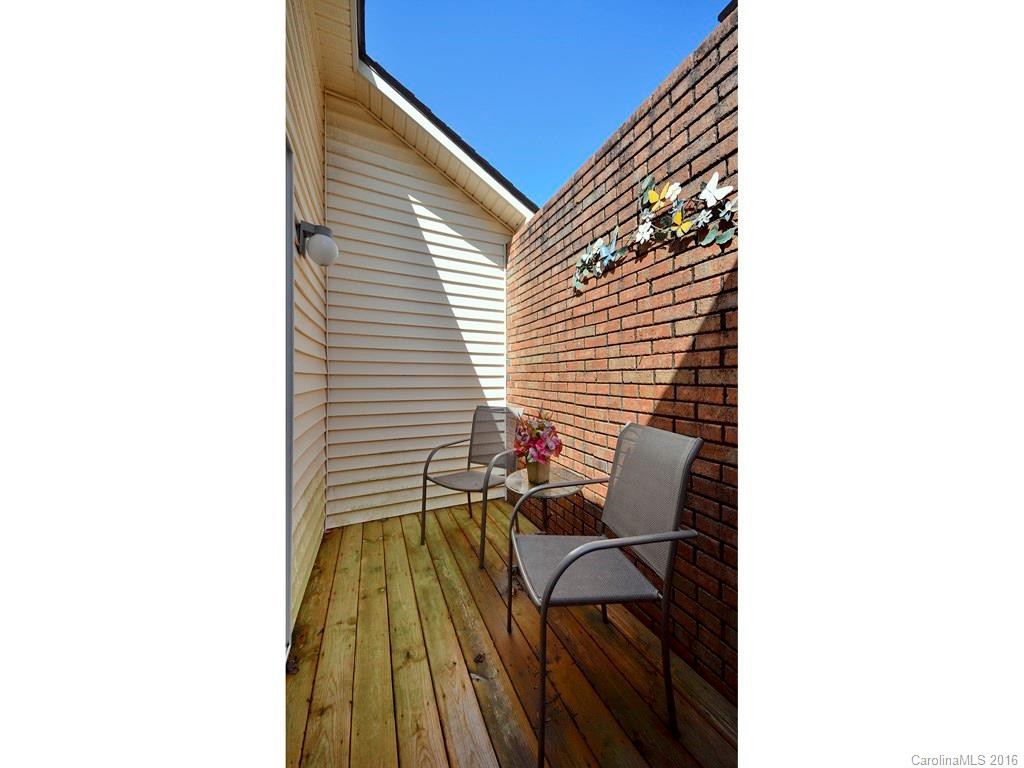 129 Exeter Court ## - Photo 12