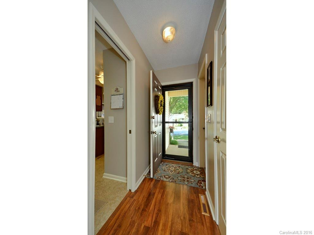 129 Exeter Court ## - Photo 4