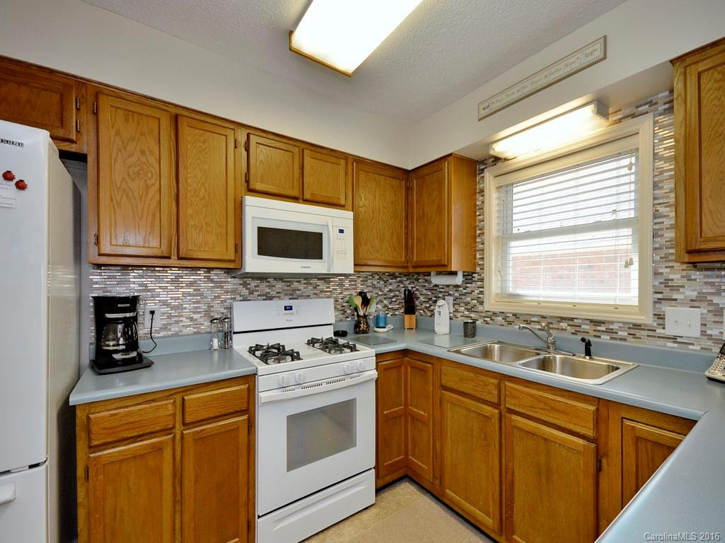 129 Exeter Court ## - Photo 5