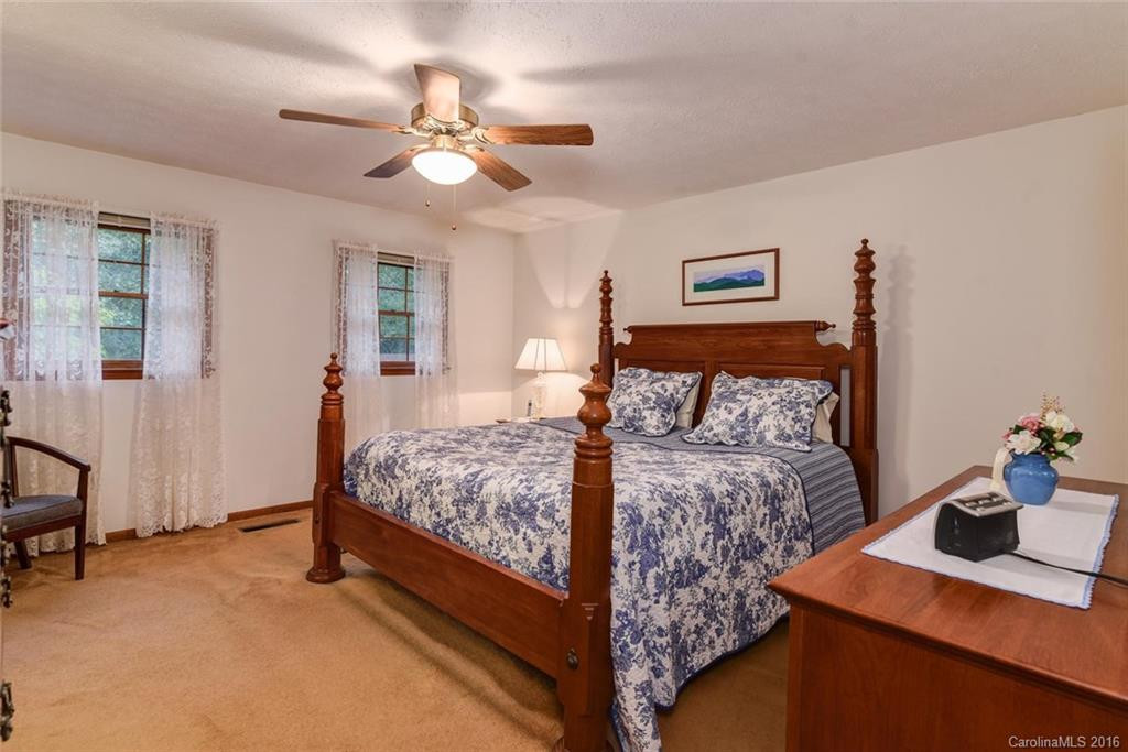 10 Maybury Court #69 - Photo 13