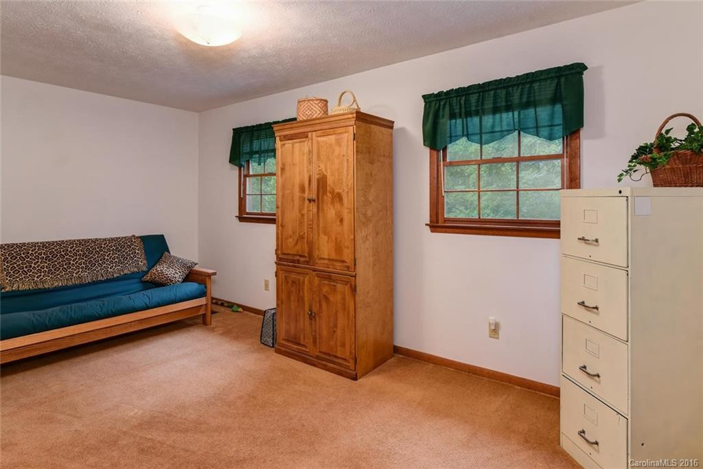10 Maybury Court #69 - Photo 14