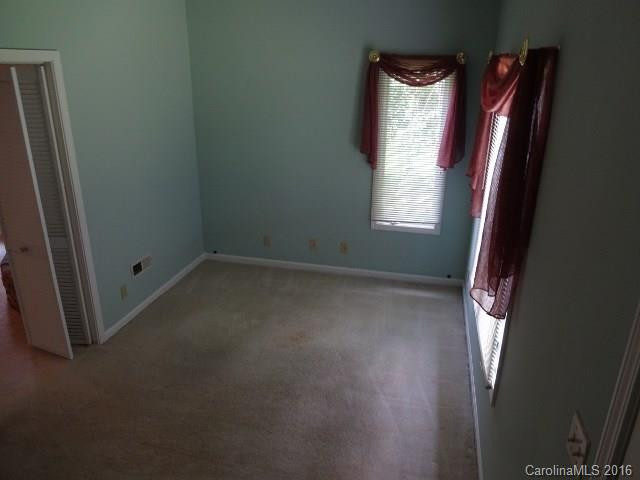 13 Country Meadows Lane #13 - Photo 8