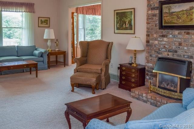 109 Mountain Valley Drive - Photo 6