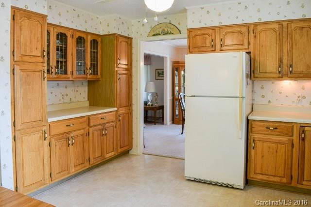 109 Mountain Valley Drive - Photo 9