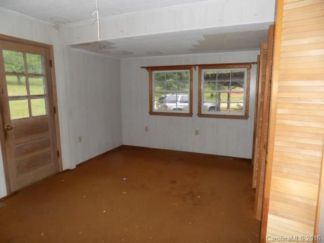 6241 Bostic Sunshine Highway - Photo 13