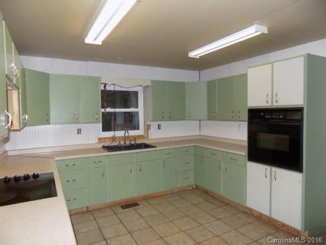 6241 Bostic Sunshine Highway - Photo 4