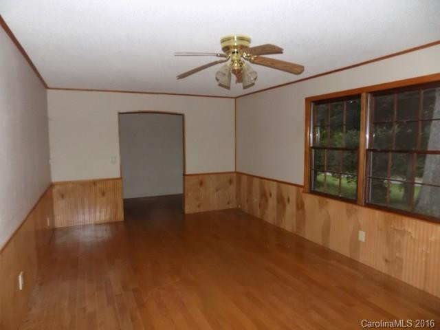 6241 Bostic Sunshine Highway - Photo 9