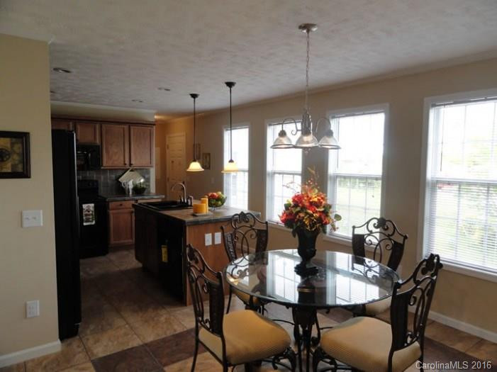 3127 Ridge Drive - Photo 6