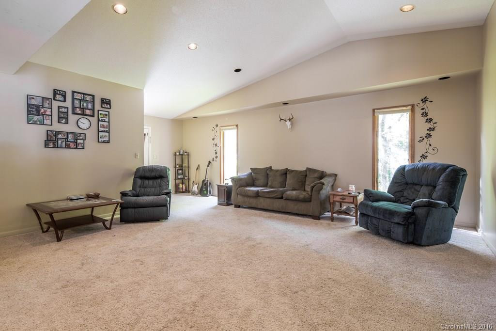 231 Old Powell Road - Photo 8