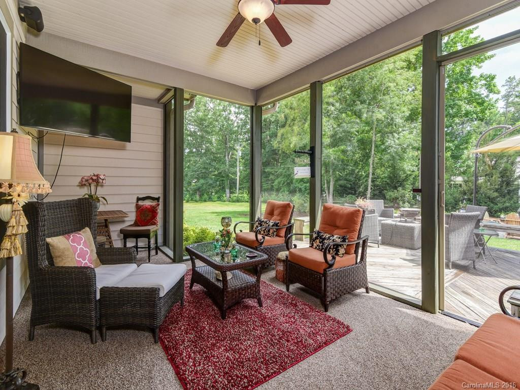 76 King Heights Drive #15 - Photo 11