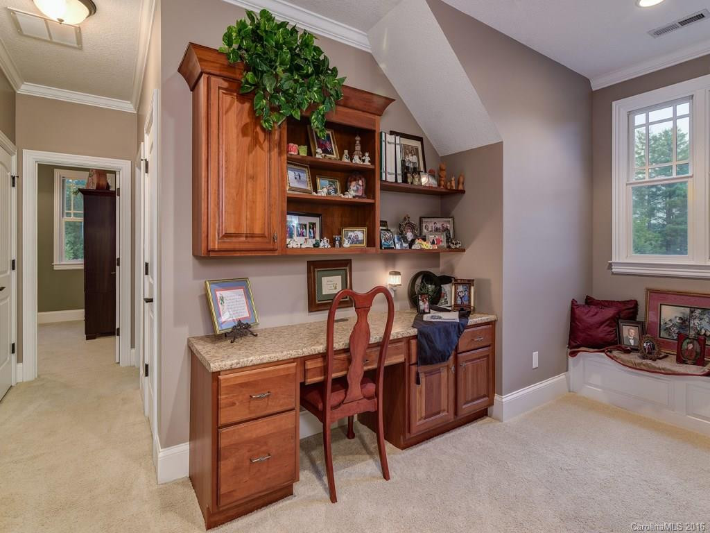 76 King Heights Drive #15 - Photo 16