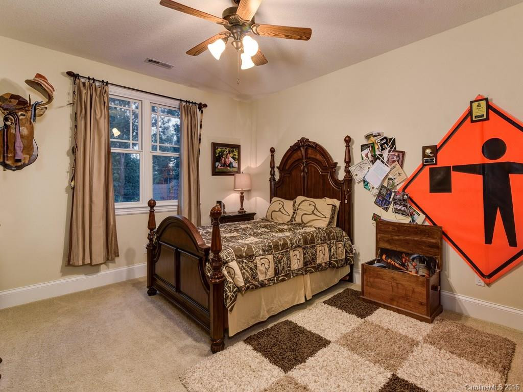 76 King Heights Drive #15 - Photo 18