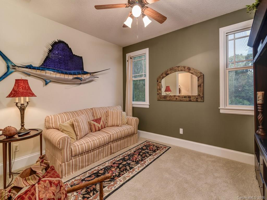 76 King Heights Drive #15 - Photo 19