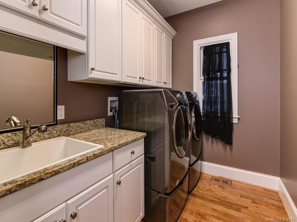 76 King Heights Drive #15 - Photo 21