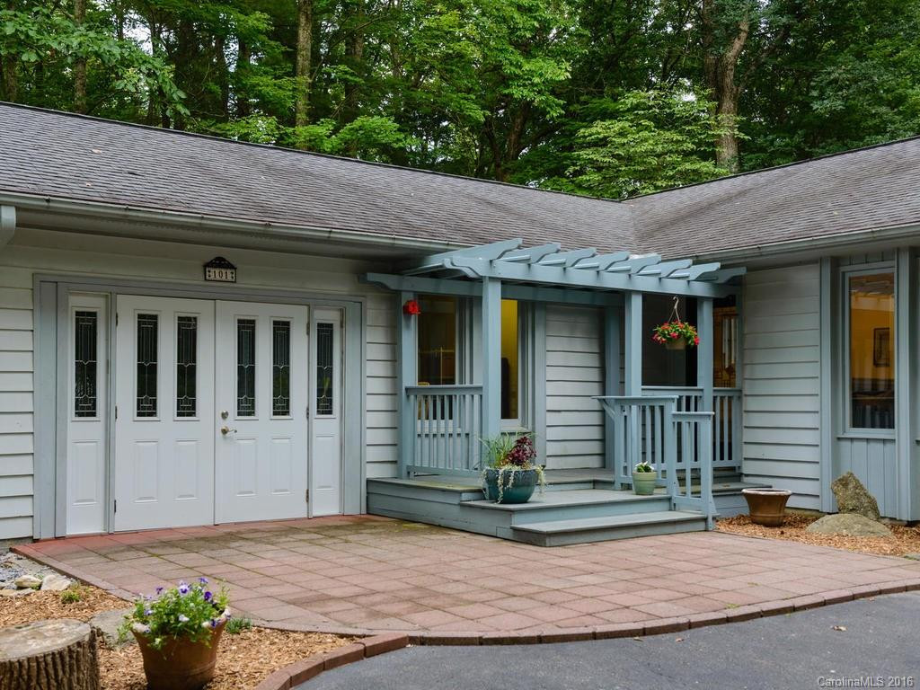 101 Tree Top Drive - Photo 2