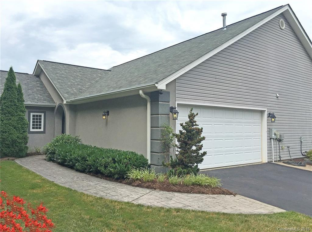 31 Stonebridge Drive - Photo 2