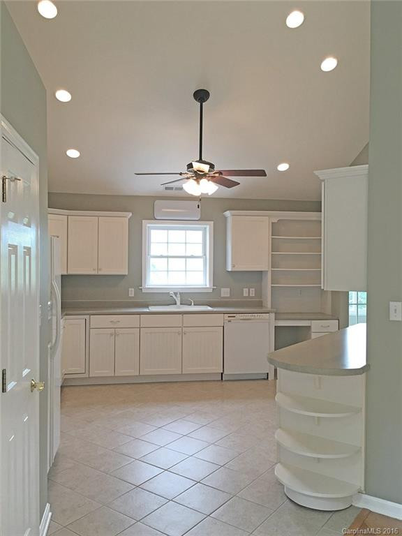 31 Stonebridge Drive - Photo 4