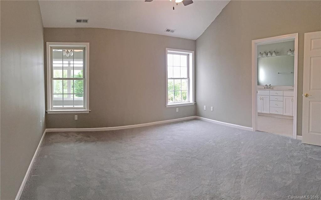 31 Stonebridge Drive - Photo 8