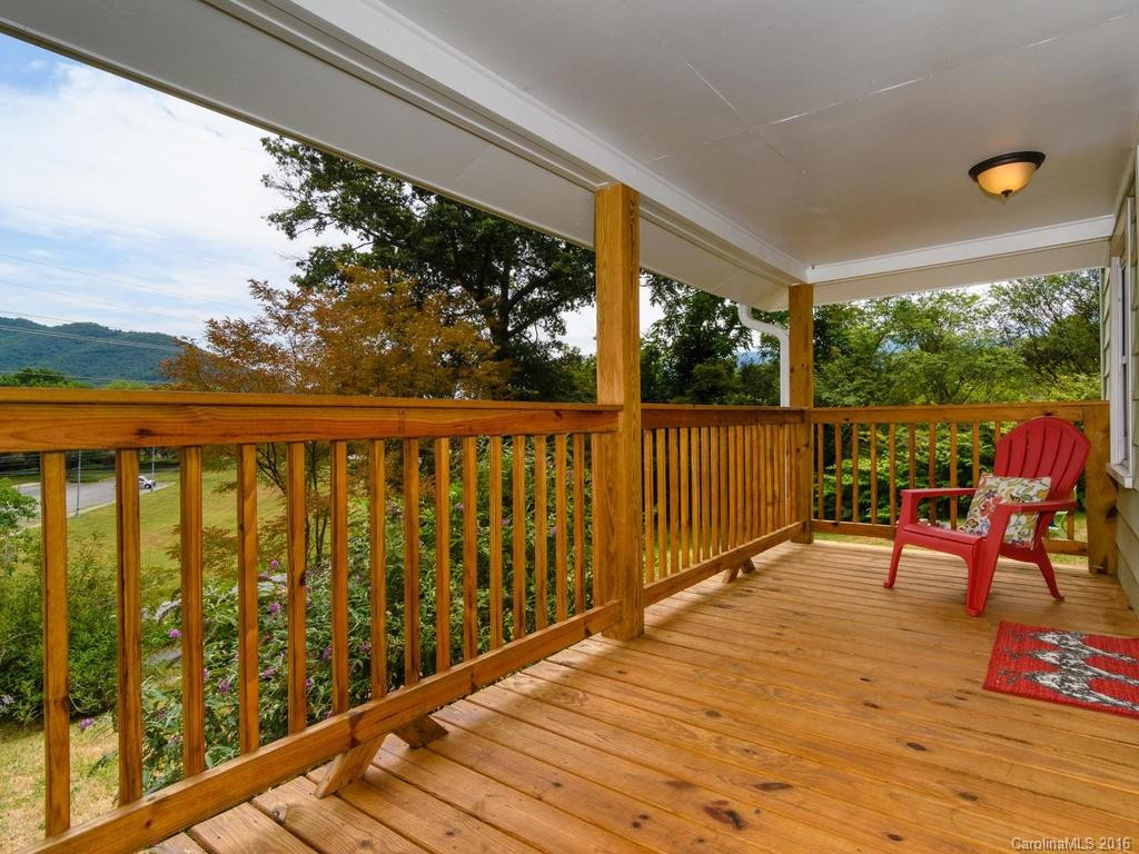 6 Peek Hill - Photo 4