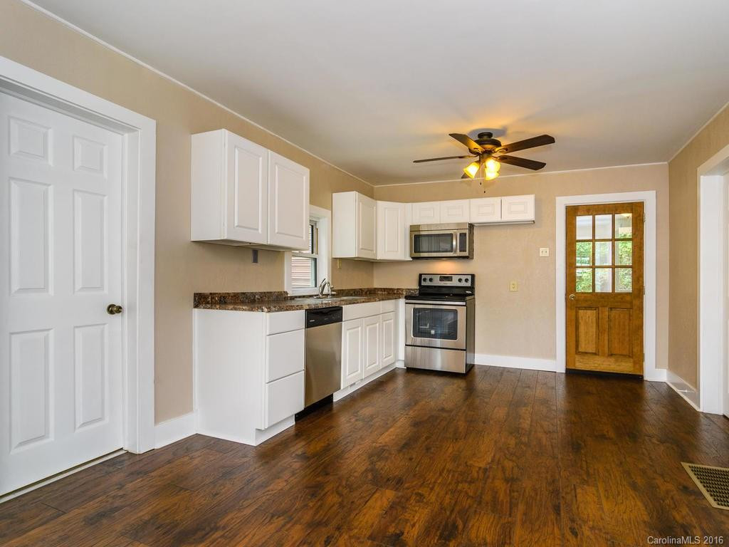 6 Peek Hill - Photo 8