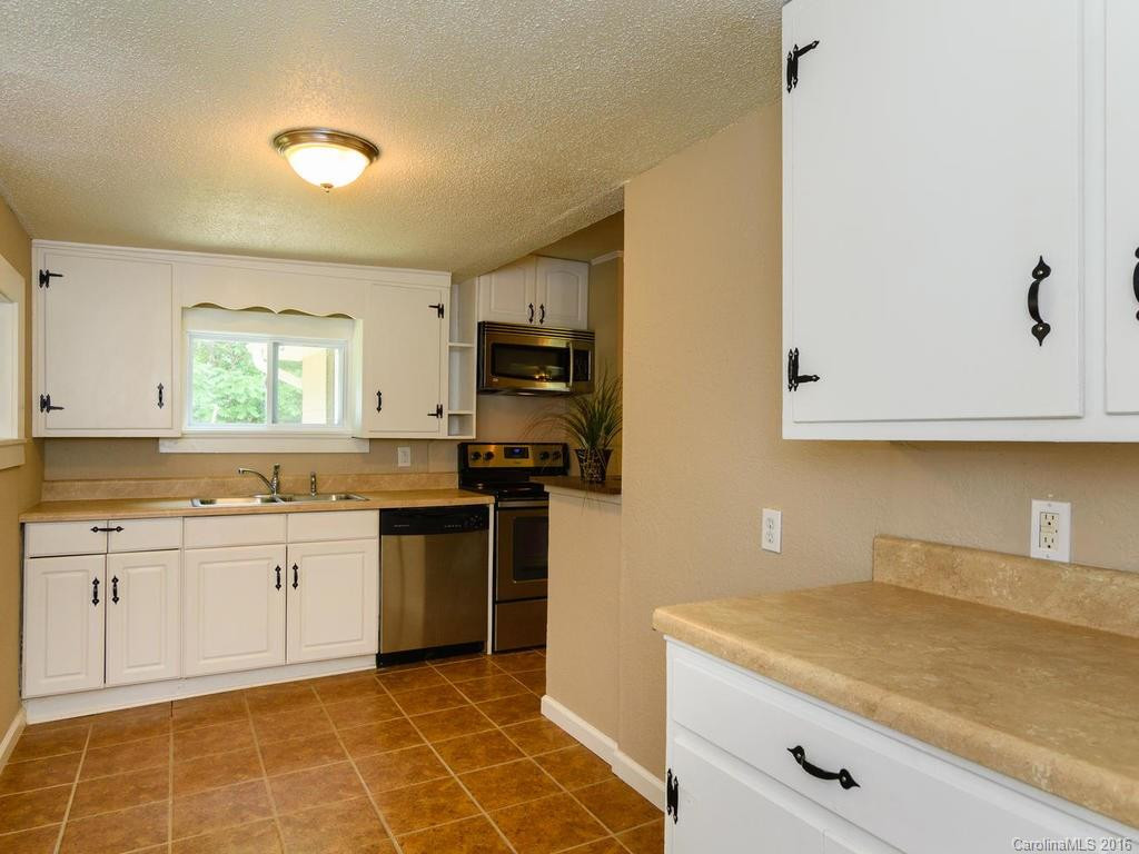 10 Peek Hill - Photo 11