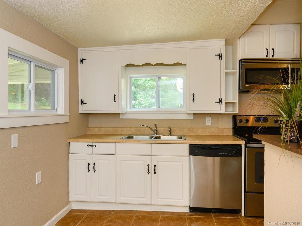 10 Peek Hill - Photo 12