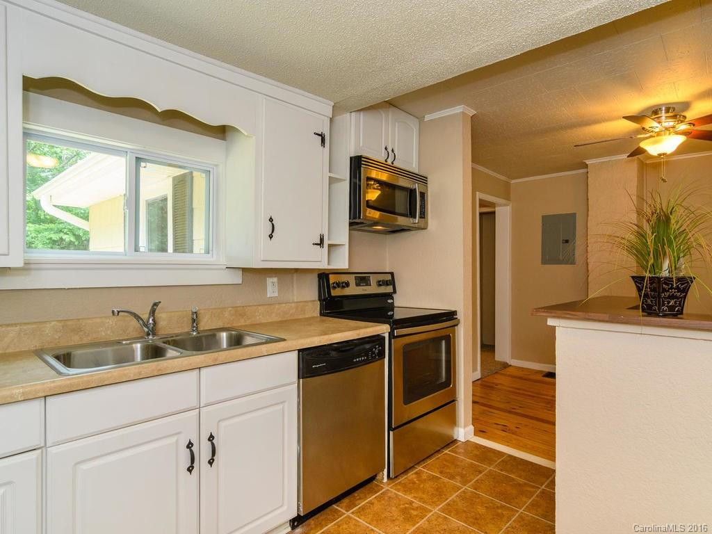 10 Peek Hill - Photo 13