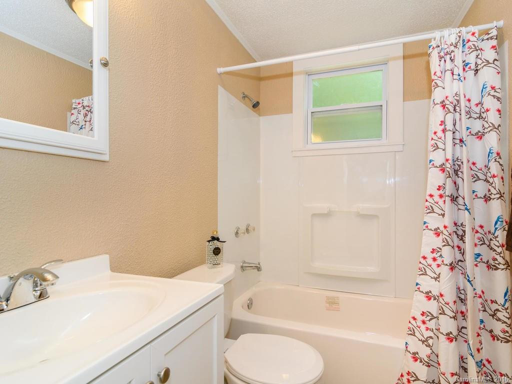 10 Peek Hill - Photo 15
