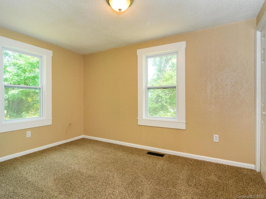 10 Peek Hill - Photo 17