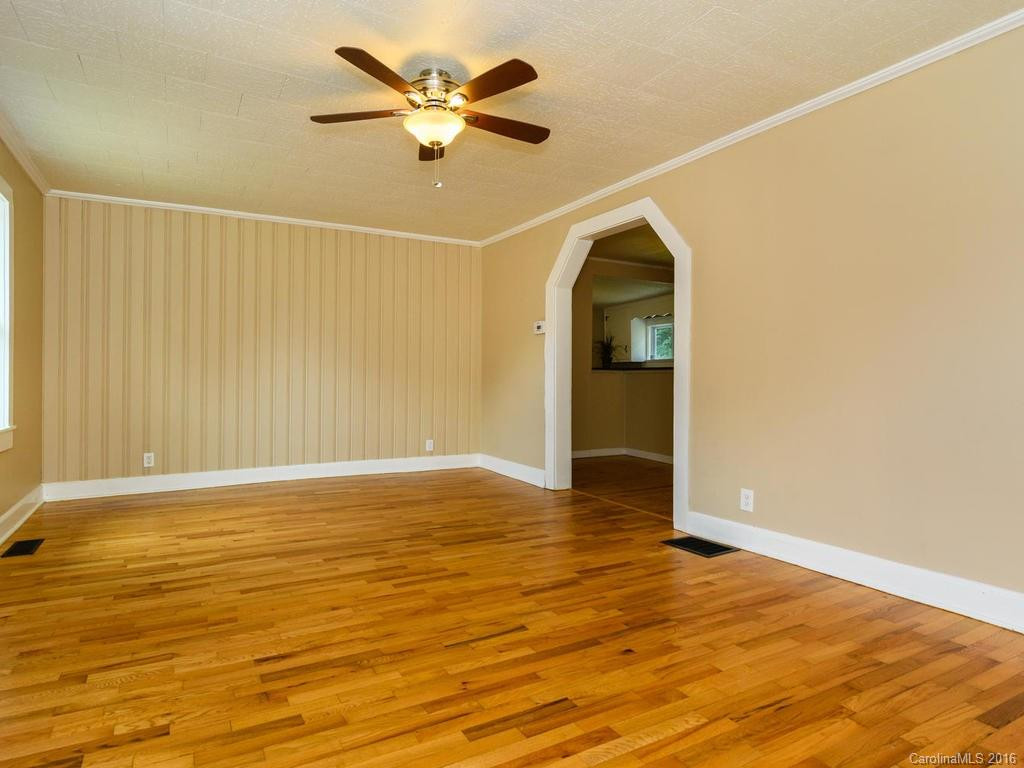 10 Peek Hill - Photo 5