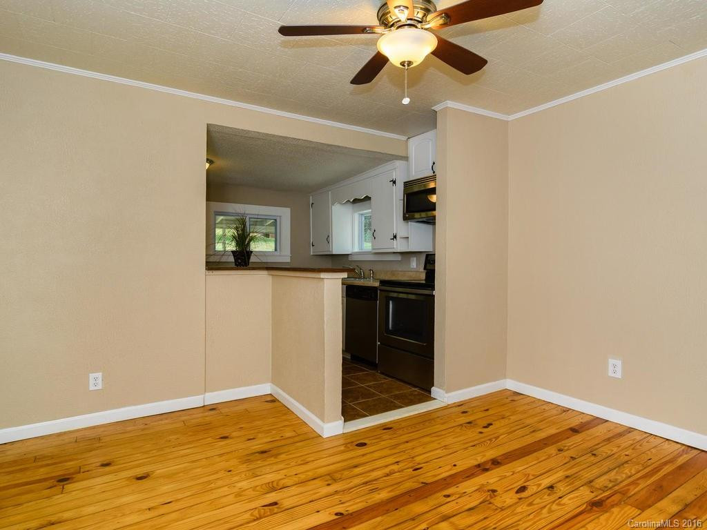 10 Peek Hill - Photo 8