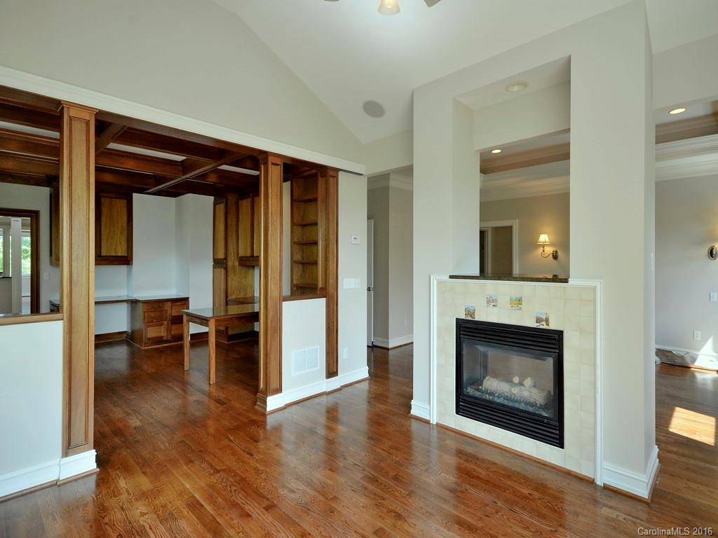 2011 Viburnum Lane - Photo 11