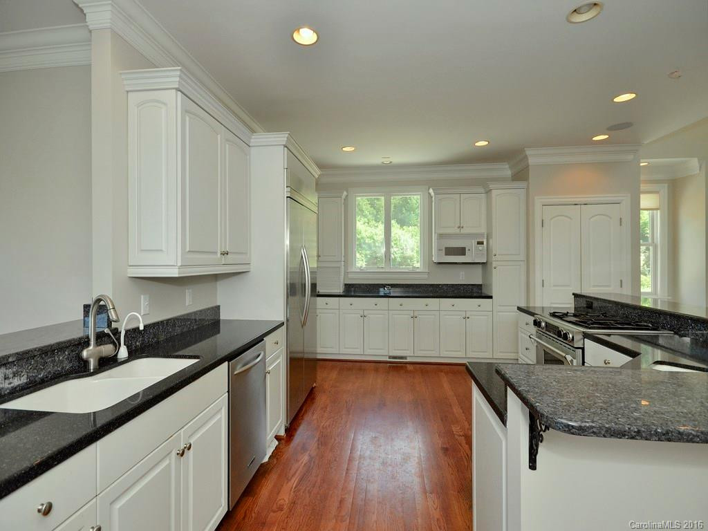 2011 Viburnum Lane - Photo 6