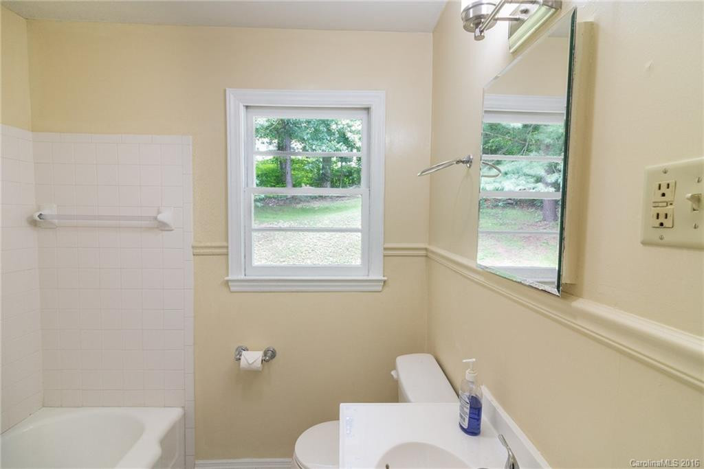 315 Royal Pines Drive - Photo 14