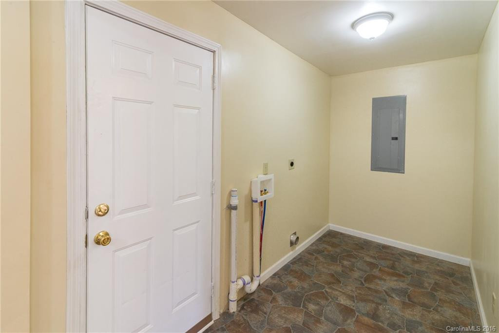 315 Royal Pines Drive - Photo 17