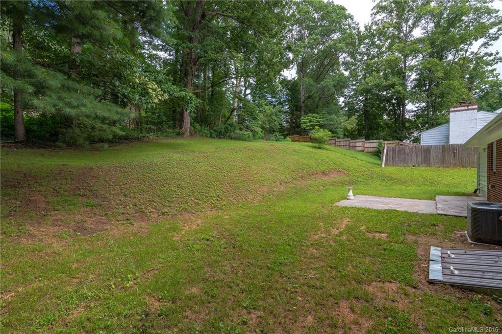 315 Royal Pines Drive - Photo 5