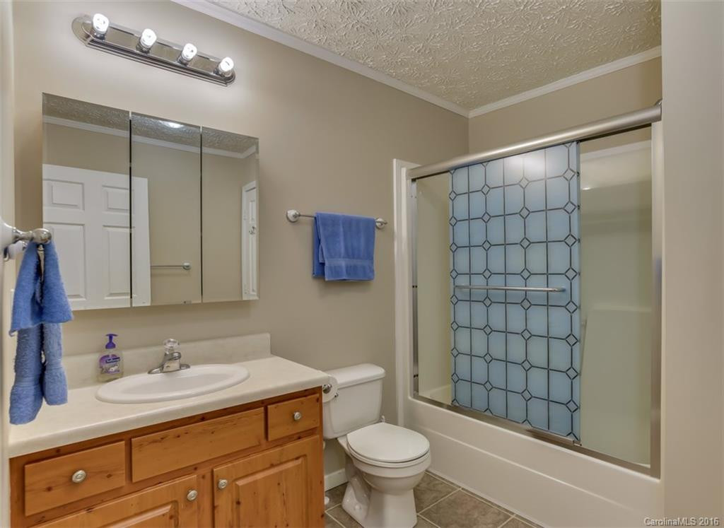 950 Orleans Avenue - Photo 12