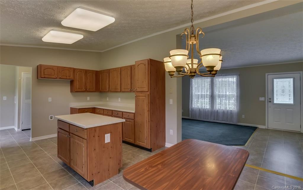 950 Orleans Avenue - Photo 4