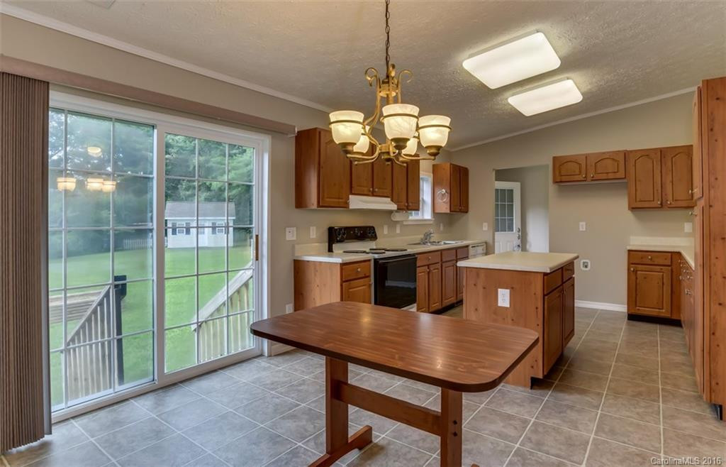 950 Orleans Avenue - Photo 5