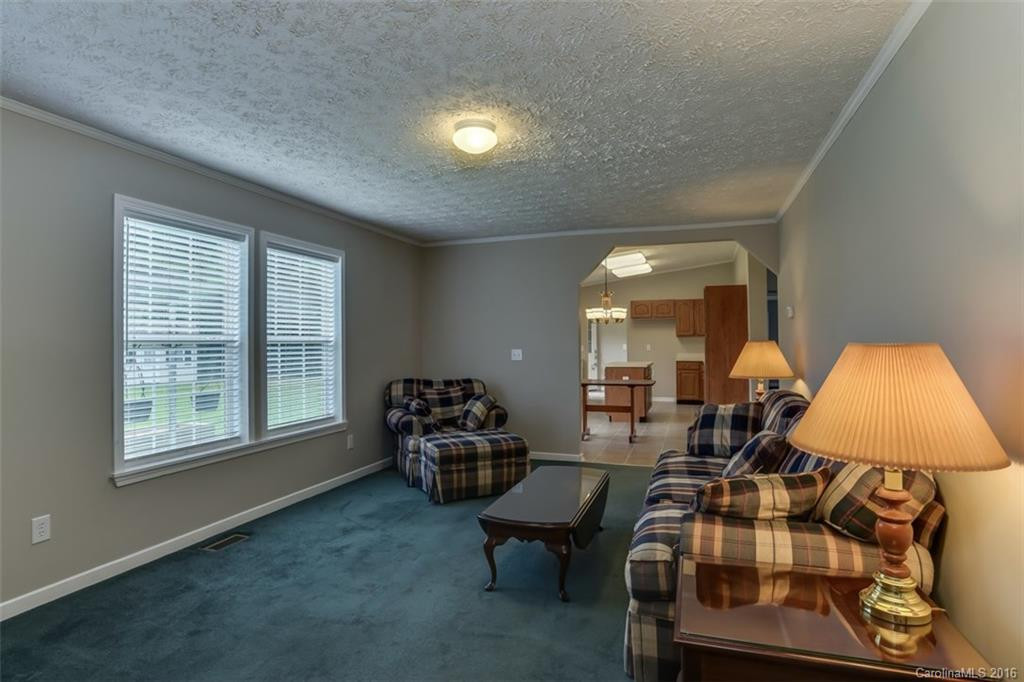 950 Orleans Avenue - Photo 10